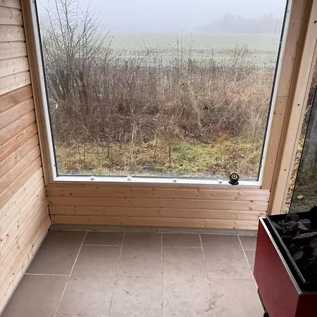 빌라 House In Beautiful Nature With Field View 이카스트